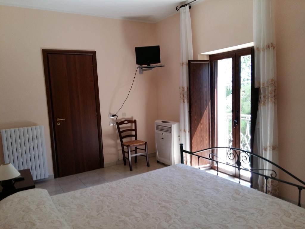 La Mortella Agriturismo Rotondella Chambre photo