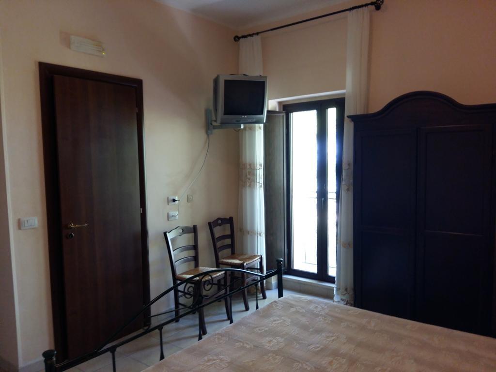 La Mortella Agriturismo Rotondella Chambre photo